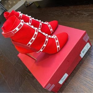 Valentino Rockstud boots brand new